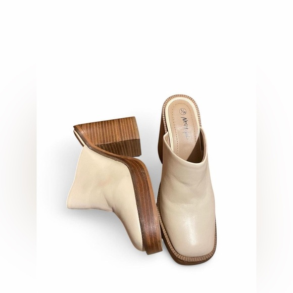 Nasty Gal Cream and Brown Mules with Chunky Wooden Heel - Picture 2 of 3